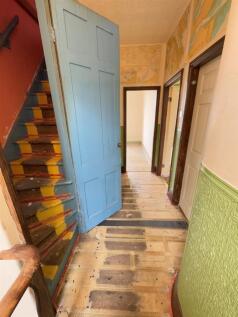 ACCESS TO ATTIC ROOM