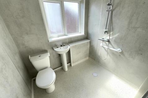 SHOWER/WET ROOM