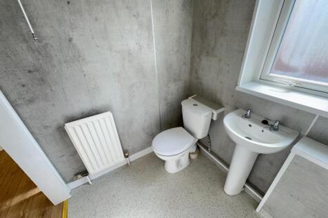 SHOWER/WET ROOM