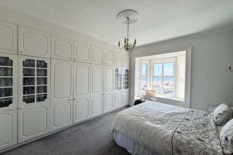 BEDROOM (FIRST FLOOR)