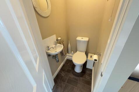 GUEST WC
