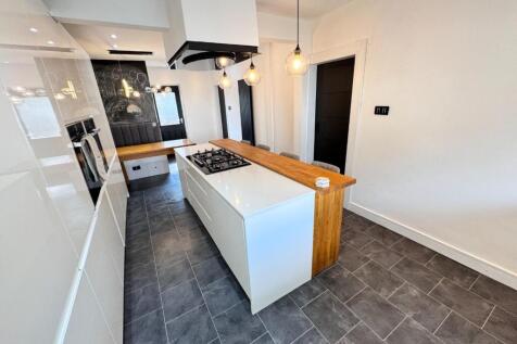 KITCHEN/DINER/BREAKFAST ROOM