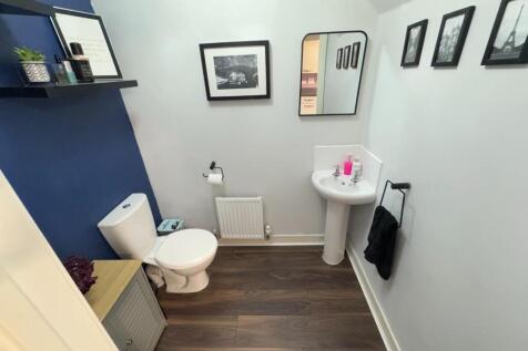 GROUND FLOOR WC