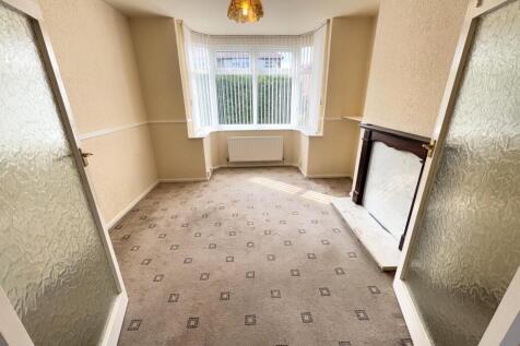 FRONT LOUNGE