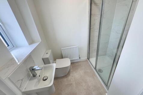BEDROOM TWO EN-SUITE