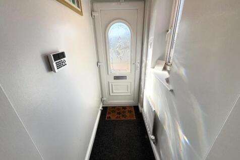 ENTRANCE VESTIBULE