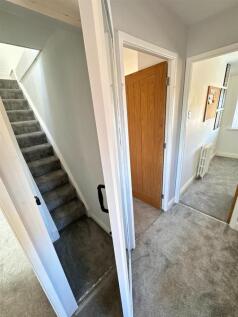 STAIRS TO ATTIC