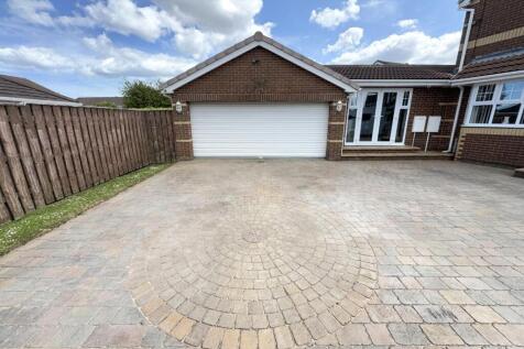 DOUBLE GARAGE