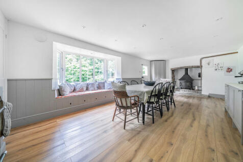 Kitchen/Breakfast Rm