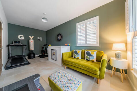 Bedroom Five / Snug