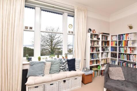 Living Room/Diner