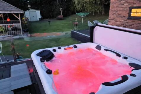 Hot tub