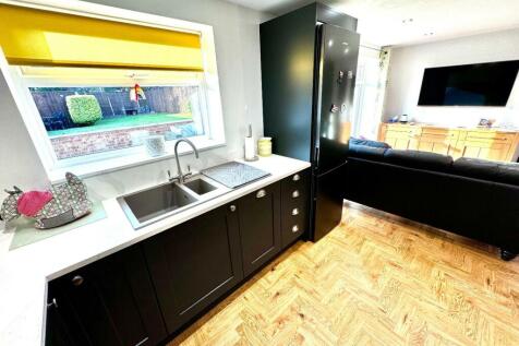 Open plan Kitchen/ Dining Room