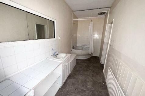 Bathroom/w.c.