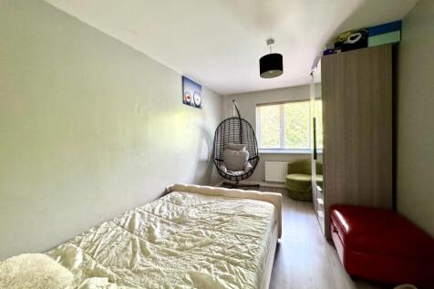 BED 4