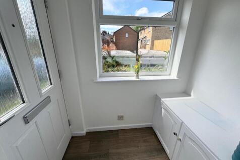 ENTRANCE PORCH