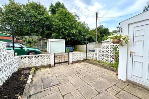 REAR PATIO