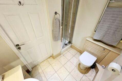 Ensuite Bedroom one