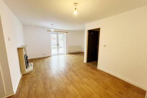 Second Lounge/Ground Floor Bedroom