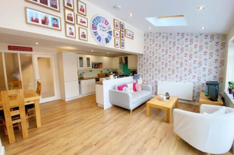 Kitchen/Family Room