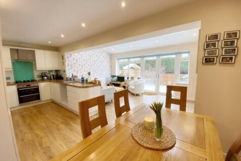 Kitchen/Family Room