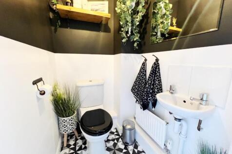 Cloakroom/WC