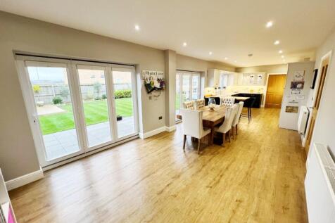 Kitchen/Diner/Family Room