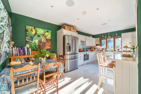 Breakfast/Kitchen