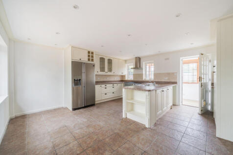 Dining/Kitchen