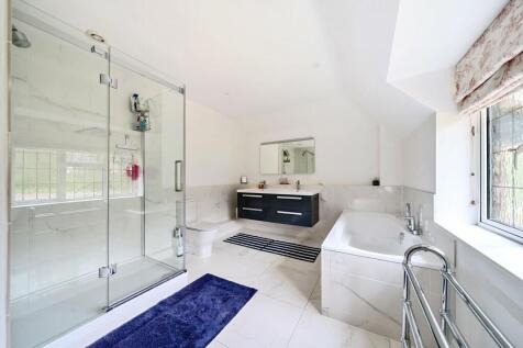 En-Suite Principal