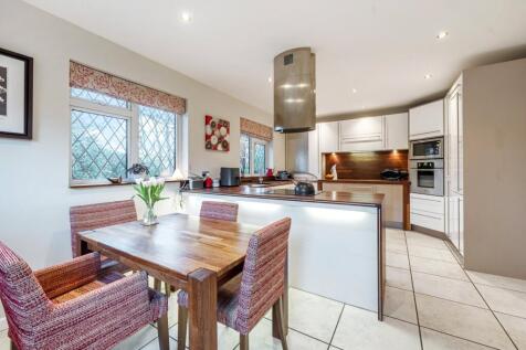 Kitchen/Breakfast Rm