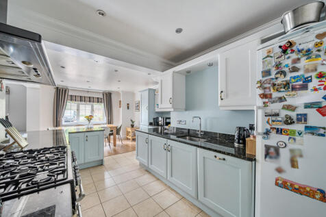 1369226-11-68ef9d...