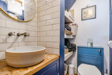 1364474-10-68e7a2...