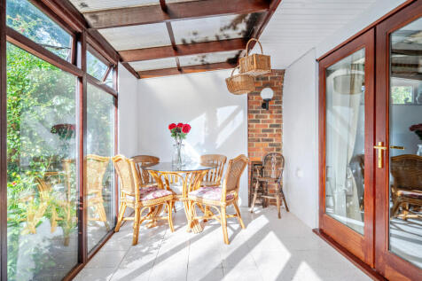 1346750-17-68b9c0...