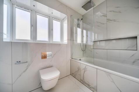 1371904-8-68fba45...