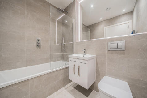 1371521-16-68f751...