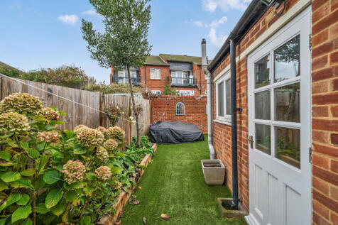 1375091-6-69131d6...