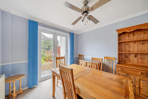 1375721-12-691715...