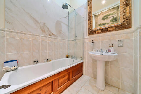 1324759-18-687661...