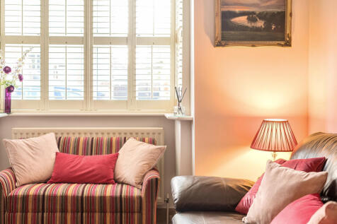 1385335-6-6929d28...