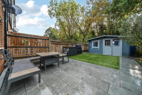 1369232-5-68f6505...