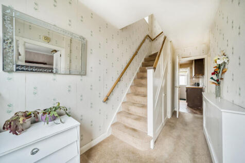 1372930-7-690cbce...