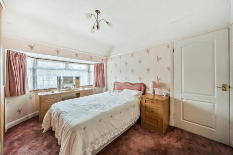 1372930-10-690cbd...