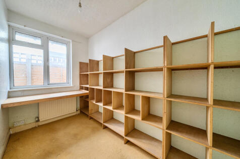 1380418-9-6914779...