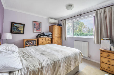 1383400-8-691ef76...