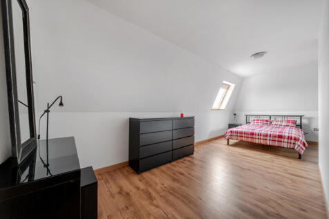 1393192-18-694288...