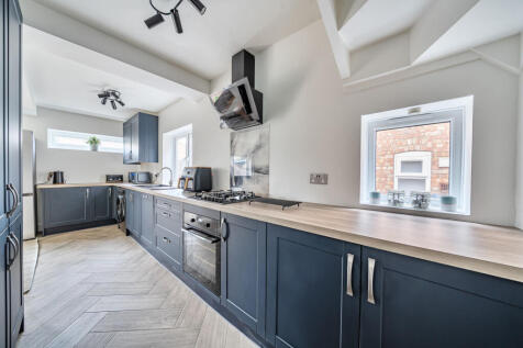 1369070-17-68ed2b...