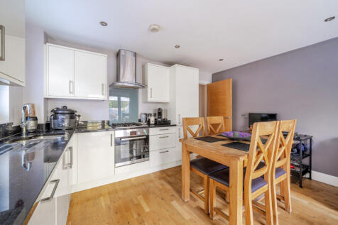 1376618-7-6926e94...