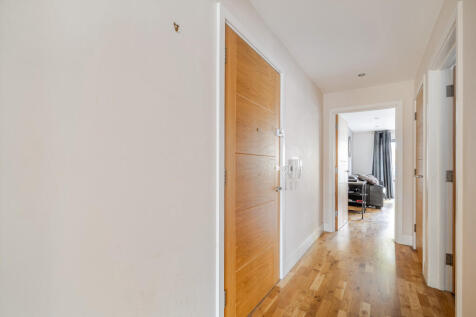 1376618-18-6926e9...