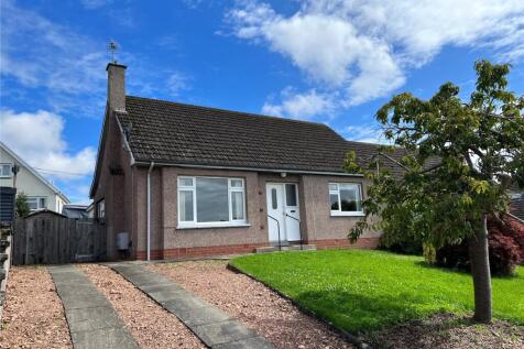 14 Kinloss Drive